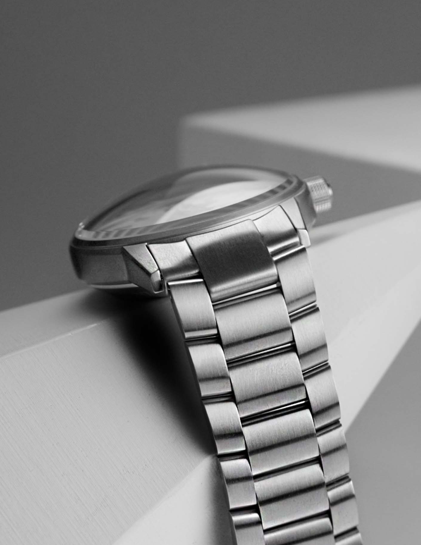 Raketa “Avant-garde” 0240 Raketa “Avant-garde” 0240
